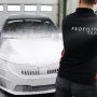 Vaahdotin tekee autonpesusta nopeaa ja vaivatonta