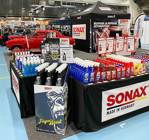 SONAX-osasto vuoden 2025 Classic Motorshow -tapahtumassa