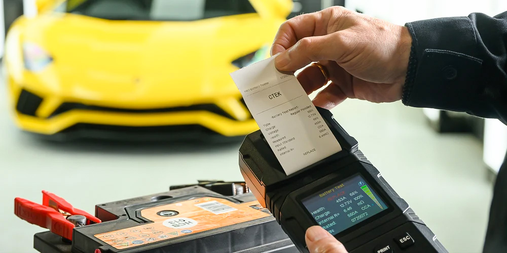 CTEK Battery Tester Pro -akkutesteri ja raportin tulostus