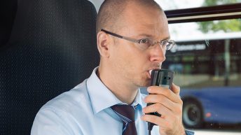 Uudet EU-säännökset: alkolukkojen asennus nyt entistä vaivattomampaa