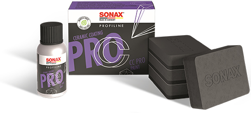 SONAX PROFILINE Ceramic Coating CC Pro -pinnoitepakkaus sisältöineen.