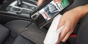 Uusi SONAX Nahanhoitoaine puhdistaa ja hoitaa