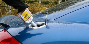 Polttoainejärjestelmän puhdistusaine poistaa karstat ja epäpuhtaudet