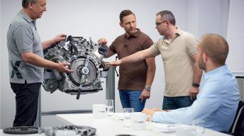 Schaeffler Repxpert -huoltoportaali mekaanikon apuna