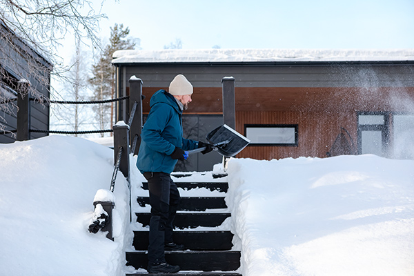 Sini-lumilapiot tekevät lumitöistä kevyempiä