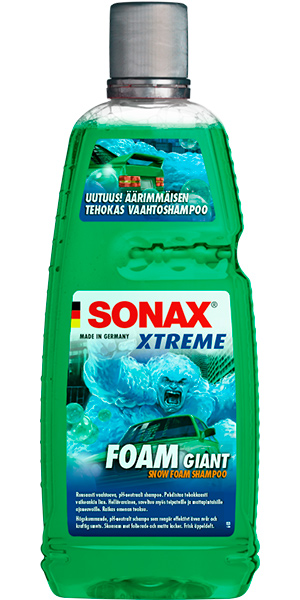 SONAX XTREME Foam Giant -vaahtoshampoo 1 litran pullossa.