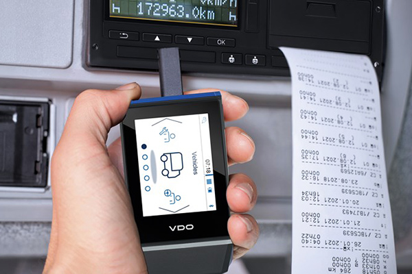 DLK Smart Download Key on kattava ratkaisu ajopiirturitietojen hallintaan